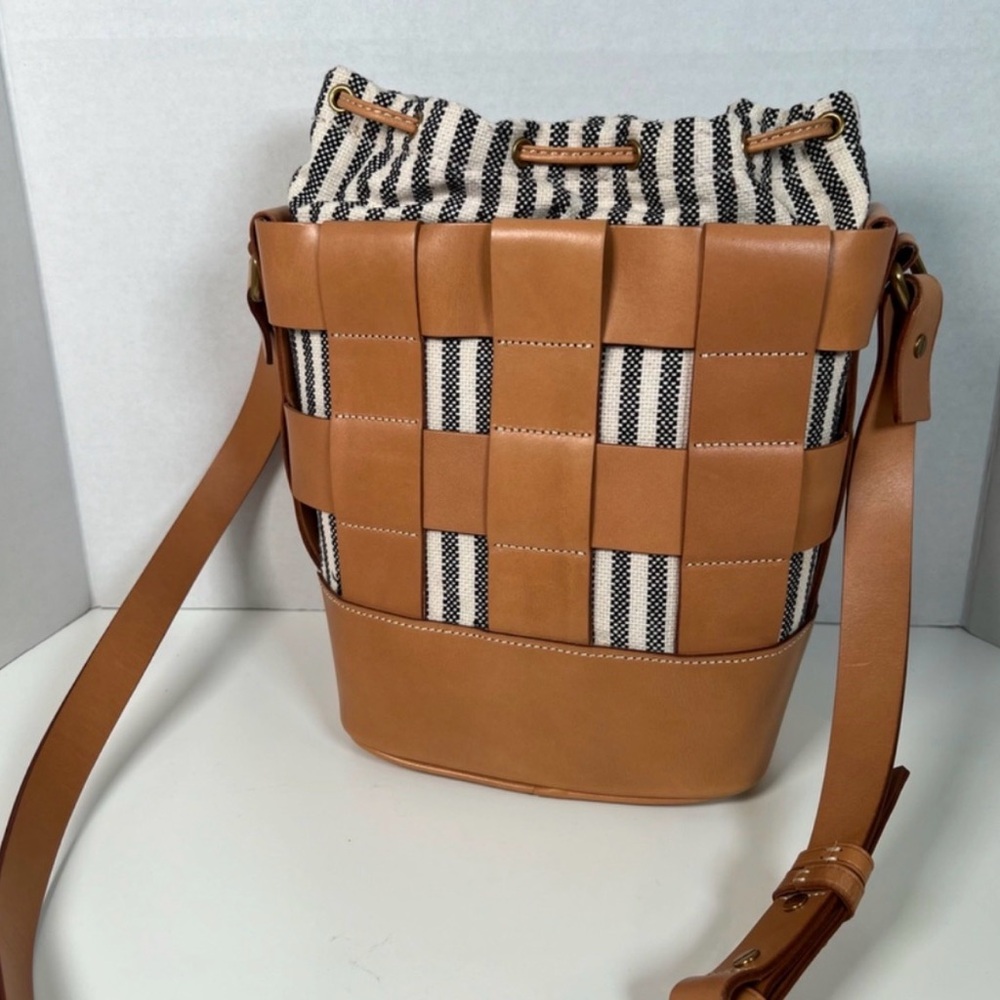 NWT J. Crew Woven leather and canvas bucket bag - Picture 2 of 6